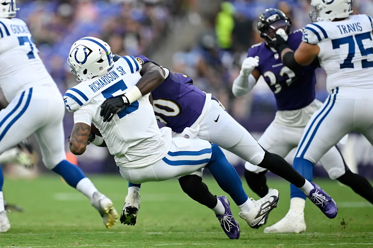 Anthony Richardson Sr. Overcomes Preseason Setback: ‘Day-to-Day’ After Dislocated Pinkie Finger Anthony Richardson Sr. Overcomes Preseason Setback: ‘Day-to-Day’ After Dislocated Pinkie Finger