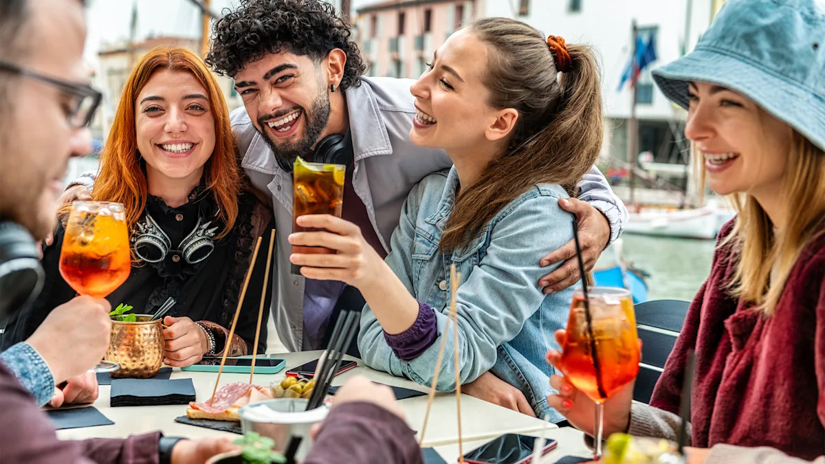 25 Beloved Faves in Your 20s That You’ll Totally Outgrow by Your Late 30s! 25 Beloved Faves in Your 20s That You’ll Totally Outgrow by Your Late 30s!