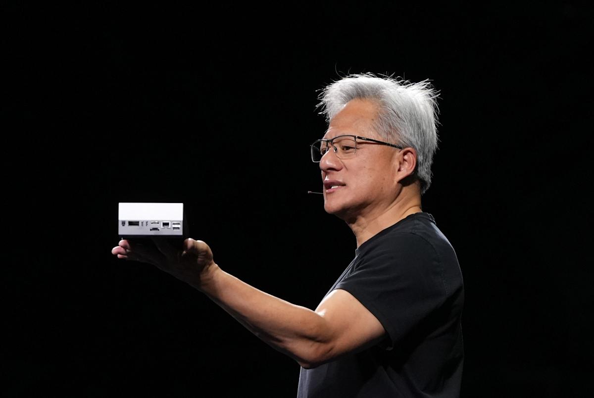 US Reversal: Nvidia to Restart H20 AI Chip Sales in China – What This Means for the Tech Industry US Reversal: Nvidia to Restart H20 AI Chip Sales in China – What This Means for the Tech Industry