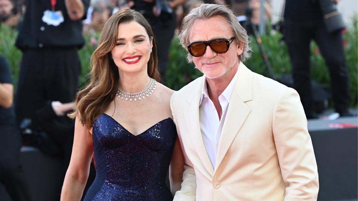 Exclusive Insider Stories: New Yorker Shares 10 Years of Living Underneath Daniel Craig and Rachel Weisz – What They’re Really Like as Neighbors! Exclusive Insider Stories: New Yorker Shares 10 Years of Living Underneath Daniel Craig and Rachel Weisz – What They’re Really Like as Neighbors!