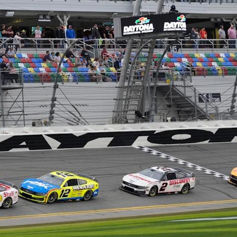 Daytona 500 Live Updates: Dramatic Final Laps Bring Shocking Crashes for Contenders Joey Logano and Christopher Bell Daytona 500 Live Updates: Dramatic Final Laps Bring Shocking Crashes for Contenders Joey Logano and Christopher Bell