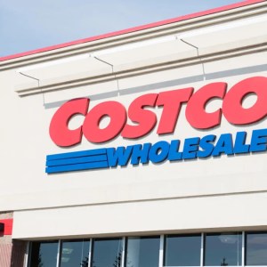 Discover Why Dog Parents Can’t Get Enough of These Human-Grade Treats at Costco! Discover Why Dog Parents Can’t Get Enough of These Human-Grade Treats at Costco!