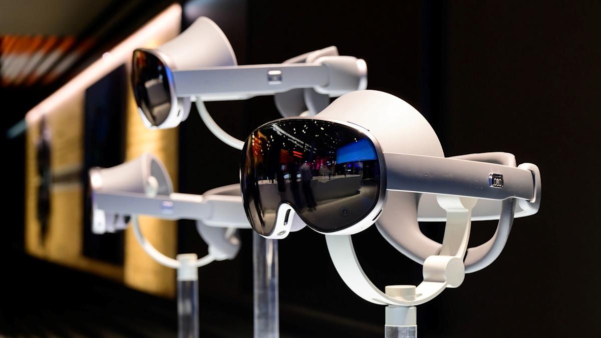 Everything You Need to Know About Samsung’s Upcoming Android XR Headset: Final Details Revealed! Everything You Need to Know About Samsung’s Upcoming Android XR Headset: Final Details Revealed!