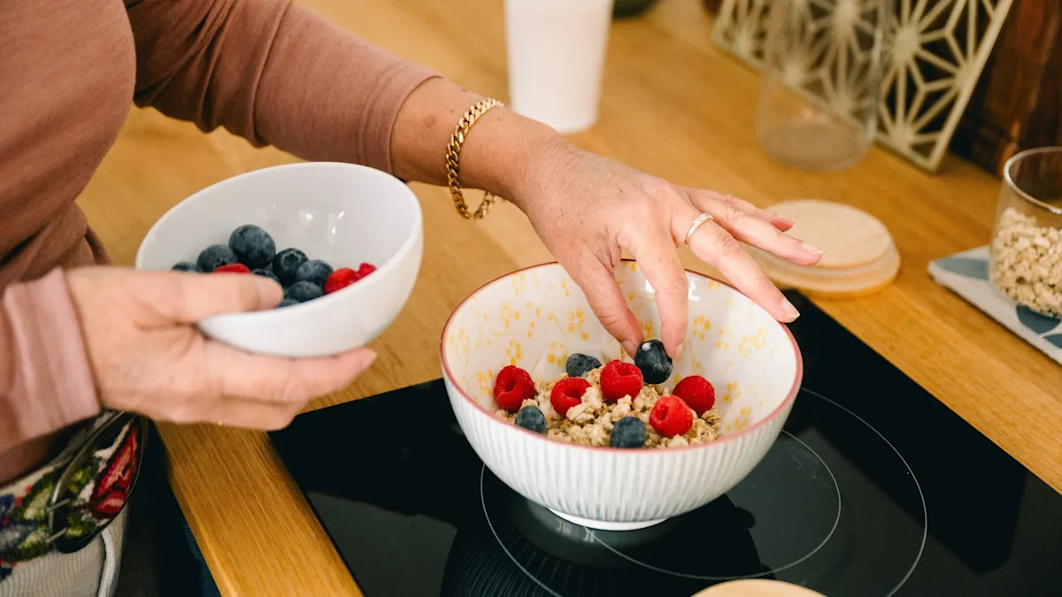 Rediscovering the Vibrant ’90s Breakfast Trend That Transformed Oatmeal — and Why It Disappeared Rediscovering the Vibrant ’90s Breakfast Trend That Transformed Oatmeal — and Why It Disappeared