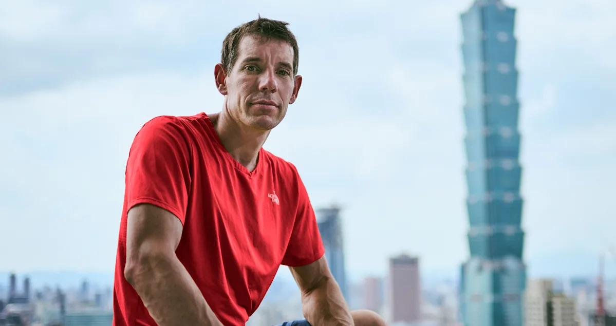 Alex Honnold Postpones Live Taipei 101 Climb for 24 Hours: Weather Delays Thrilling Netflix Event Alex Honnold Postpones Live Taipei 101 Climb for 24 Hours: Weather Delays Thrilling Netflix Event