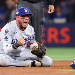2025 World Series Showdown: Dodgers Stun Blue Jays with Thrilling Double Play to Force Game 7! 2025 World Series Showdown: Dodgers Stun Blue Jays with Thrilling Double Play to Force Game 7!