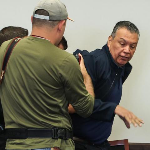 Live Updates: Sen. Alex Padilla Ejected from DHS Secretary Kristi Noem’s Press Conference Amid ICE Protests Live Updates: Sen. Alex Padilla Ejected from DHS Secretary Kristi Noem’s Press Conference Amid ICE Protests