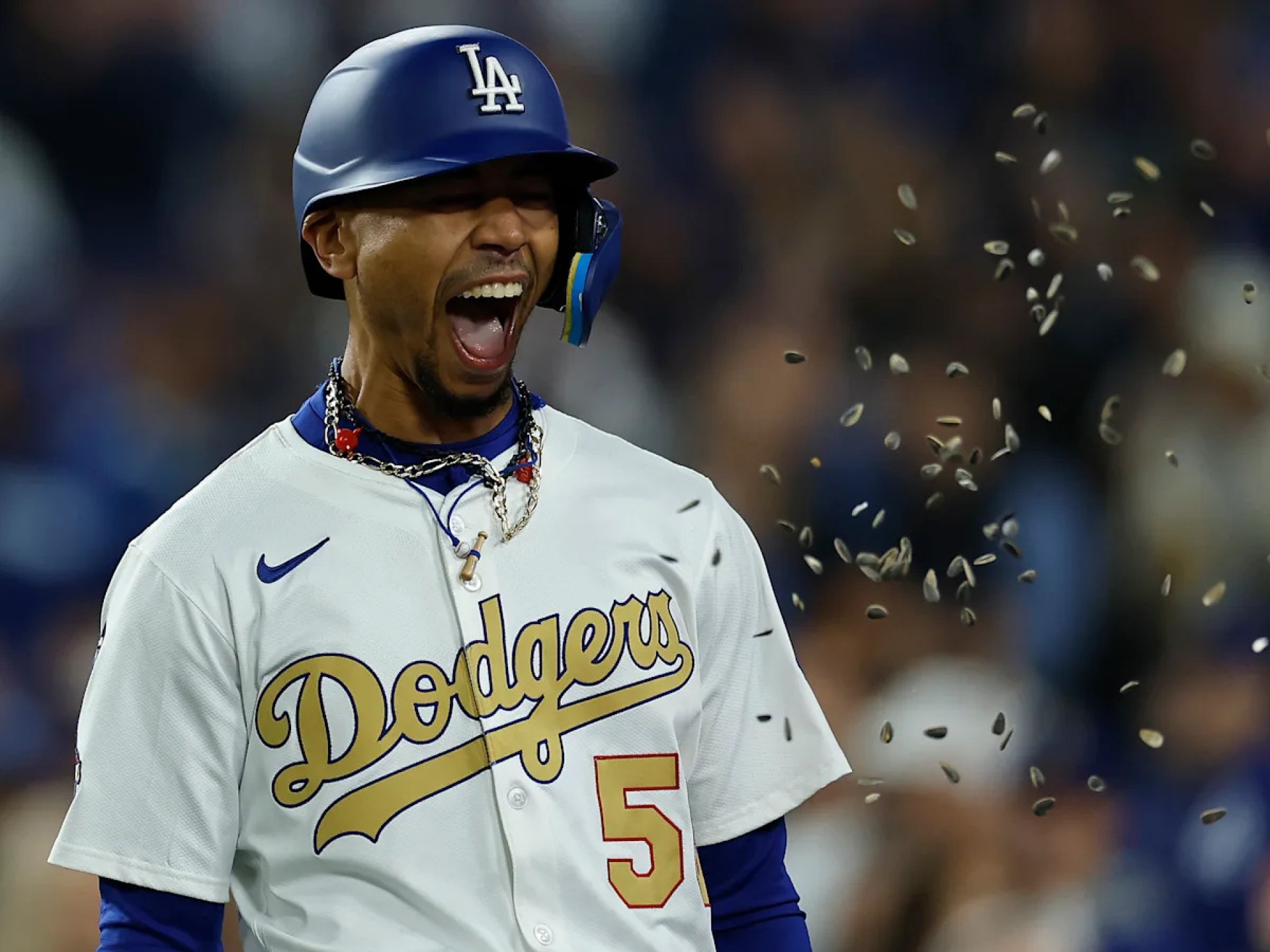 2024 World Series Rings Unveiled: Dodgers Celebrate with Epic Yankees Reminder and Nail-Biting Win Against Tigers! 2024 World Series Rings Unveiled: Dodgers Celebrate with Epic Yankees Reminder and Nail-Biting Win Against Tigers!