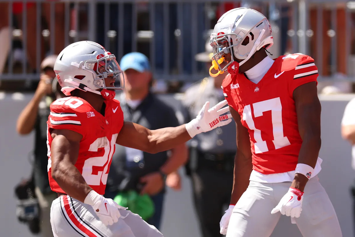 Arch Manning Faces Challenge as No. 3 Ohio State Clinches Narrow Victory Over Top-Ranked Texas, 14-7 Arch Manning Faces Challenge as No. 3 Ohio State Clinches Narrow Victory Over Top-Ranked Texas, 14-7