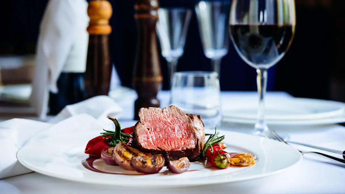 Discover Hollywood’s Ultimate Steakhouse: California’s Hidden Gem for Sizzling Flavors! Discover Hollywood’s Ultimate Steakhouse: California’s Hidden Gem for Sizzling Flavors!