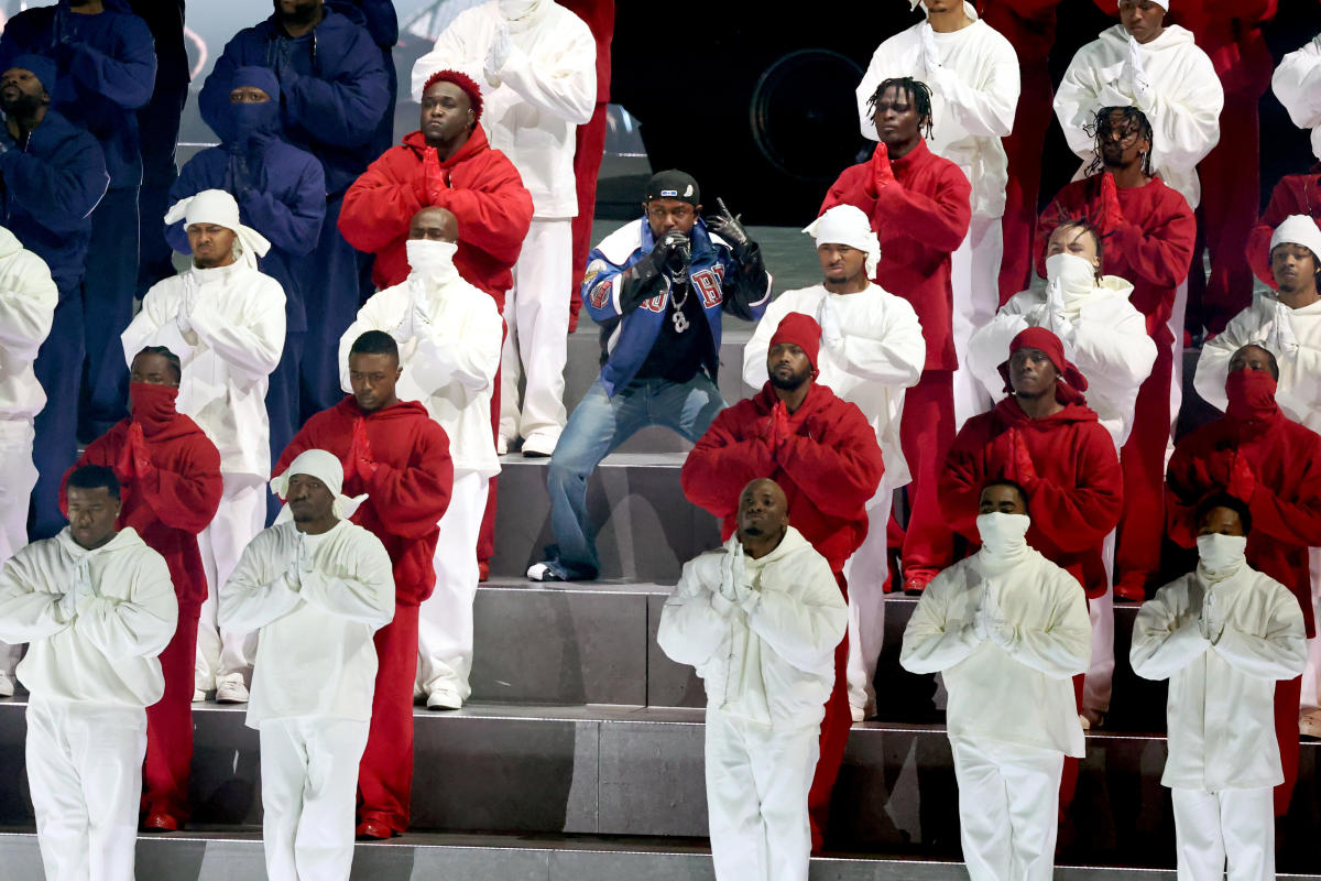 Kendrick Lamar’s Halftime Surprise: ‘Not Like Us’ Performance and Epic Drake Troll with Serena Williams! Kendrick Lamar’s Halftime Surprise: ‘Not Like Us’ Performance and Epic Drake Troll with Serena Williams!