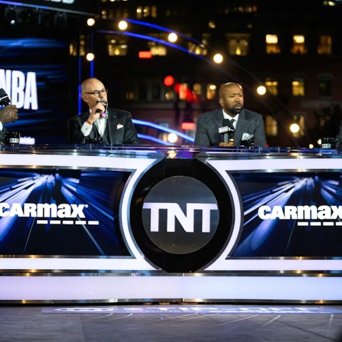 Inside the NBA Bids Farewell with F-Bombs and a Mic Drop: What’s Next for This Landmark Show as It Joins ESPN? Inside the NBA Bids Farewell with F-Bombs and a Mic Drop: What’s Next for This Landmark Show as It Joins ESPN?