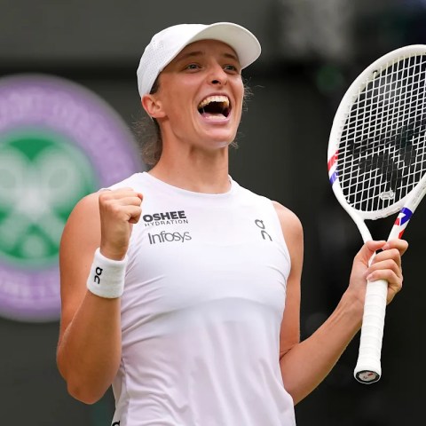 Wimbledon Women’s Semifinals Live Updates: Iga Świątek Shines While Amanda Anisimova Surges to Final with Victory Over Aryna Sabalenka! Wimbledon Women’s Semifinals Live Updates: Iga Świątek Shines While Amanda Anisimova Surges to Final with Victory Over Aryna Sabalenka!