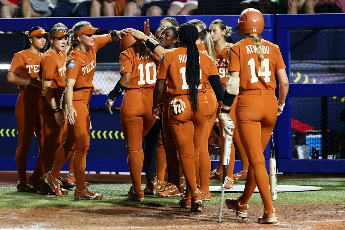Thrilling Finale: Texas Secures National Championship Over Texas Tech with Mia Scott’s Epic Grand Slam in WCWS Game 3 Thrilling Finale: Texas Secures National Championship Over Texas Tech with Mia Scott’s Epic Grand Slam in WCWS Game 3