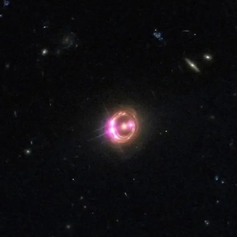 Scientists Unveil Surprising Discovery: Accidental Measurement Reveals Ultrafine Ring Around Black Hole Using Innovative ‘Double Zoom’ Technique Scientists Unveil Surprising Discovery: Accidental Measurement Reveals Ultrafine Ring Around Black Hole Using Innovative ‘Double Zoom’ Technique