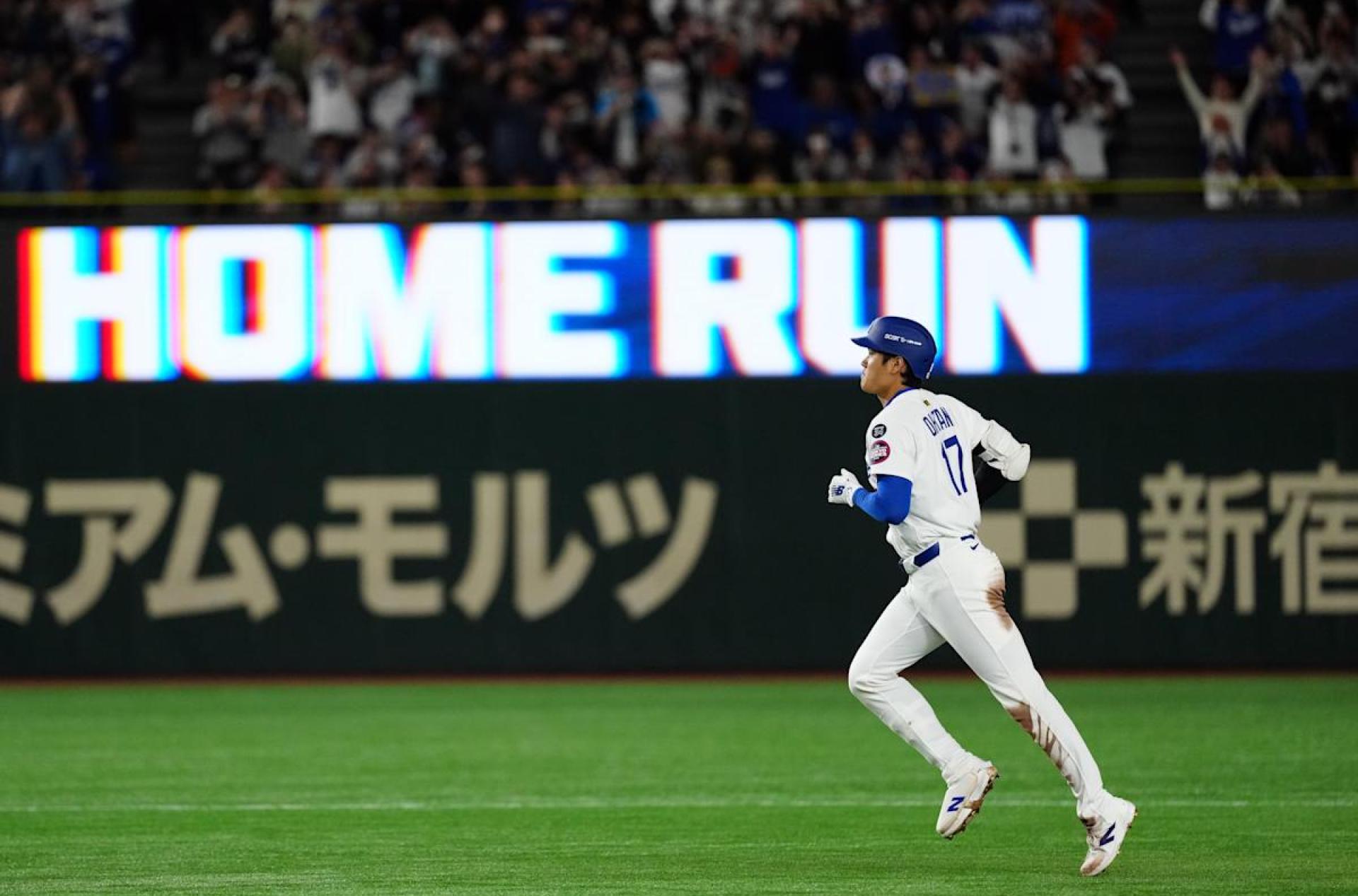 Watch Shohei Ohtani Smash a 2-Run Homer as Dodgers Triumph Over Yomiuri Giants in Japan! Watch Shohei Ohtani Smash a 2-Run Homer as Dodgers Triumph Over Yomiuri Giants in Japan!