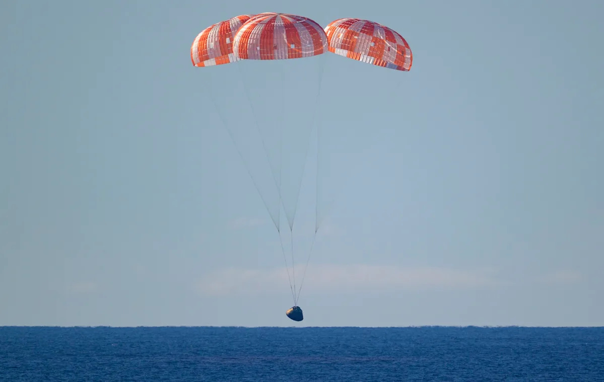 Discover the Haunting Underwater Scene Unearthed by US Navy Divers at Artemis Touchdown Site Discover the Haunting Underwater Scene Unearthed by US Navy Divers at Artemis Touchdown Site