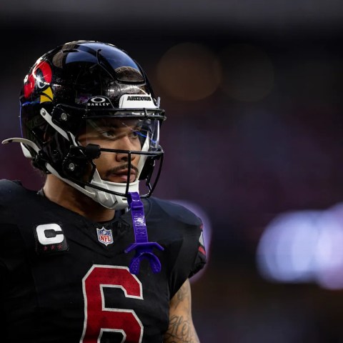 Week 1 Fantasy Football Start ‘Em Sit ‘Em: Justin Boone’s Must-Start Players and Key Bench Decisions Week 1 Fantasy Football Start ‘Em Sit ‘Em: Justin Boone’s Must-Start Players and Key Bench Decisions