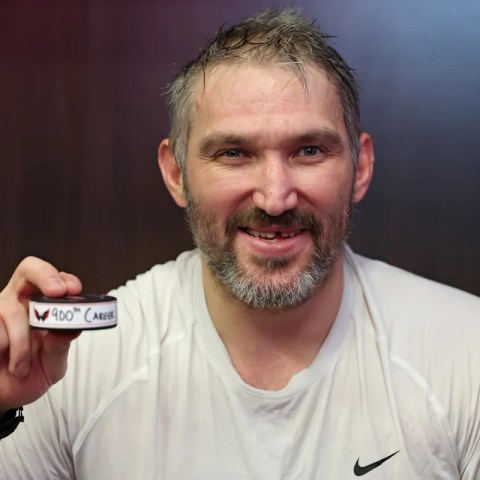 Alex Ovechkin Makes History: First NHL Player to Reach 900 Career Goals! Alex Ovechkin Makes History: First NHL Player to Reach 900 Career Goals!