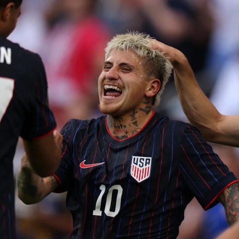 Diego Luna Leads USMNT to Victory Over Guatemala, Securing Spot in Gold Cup Final! Diego Luna Leads USMNT to Victory Over Guatemala, Securing Spot in Gold Cup Final!