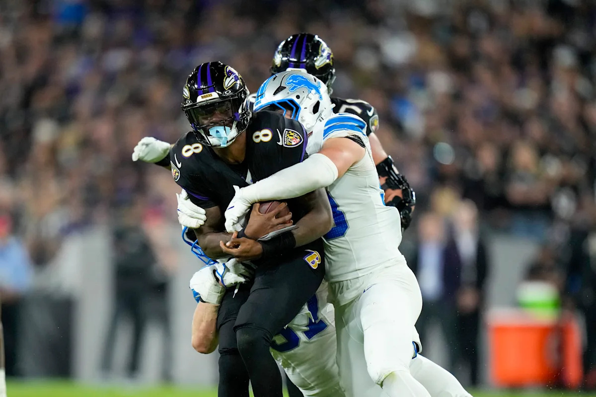 Thrilling Showdown: Lions Dominate Ravens 38-30 with 7 Sacks on Lamar Jackson and Bold Game Decisions Thrilling Showdown: Lions Dominate Ravens 38-30 with 7 Sacks on Lamar Jackson and Bold Game Decisions
