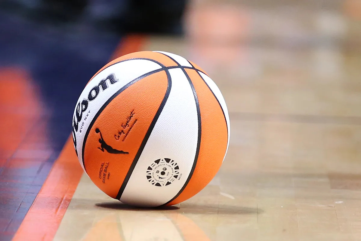 Second Arrest Made for Throwing Sex Toy at WNBA Game, Striking Man and His 9-Year-Old Niece Second Arrest Made for Throwing Sex Toy at WNBA Game, Striking Man and His 9-Year-Old Niece
