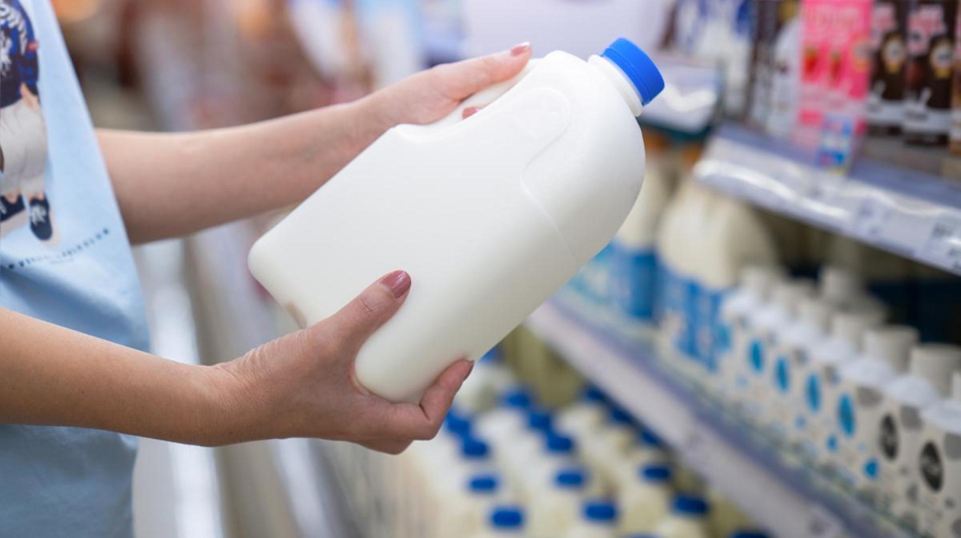Understanding the Price of Organic Milk: Is It Worth the Extra Cost? Understanding the Price of Organic Milk: Is It Worth the Extra Cost?