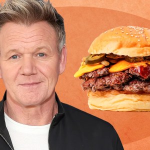 Unlock Gordon Ramsay’s Ultimate Secret to Crafting the Perfect Smash Burger Every Time! Unlock Gordon Ramsay’s Ultimate Secret to Crafting the Perfect Smash Burger Every Time!