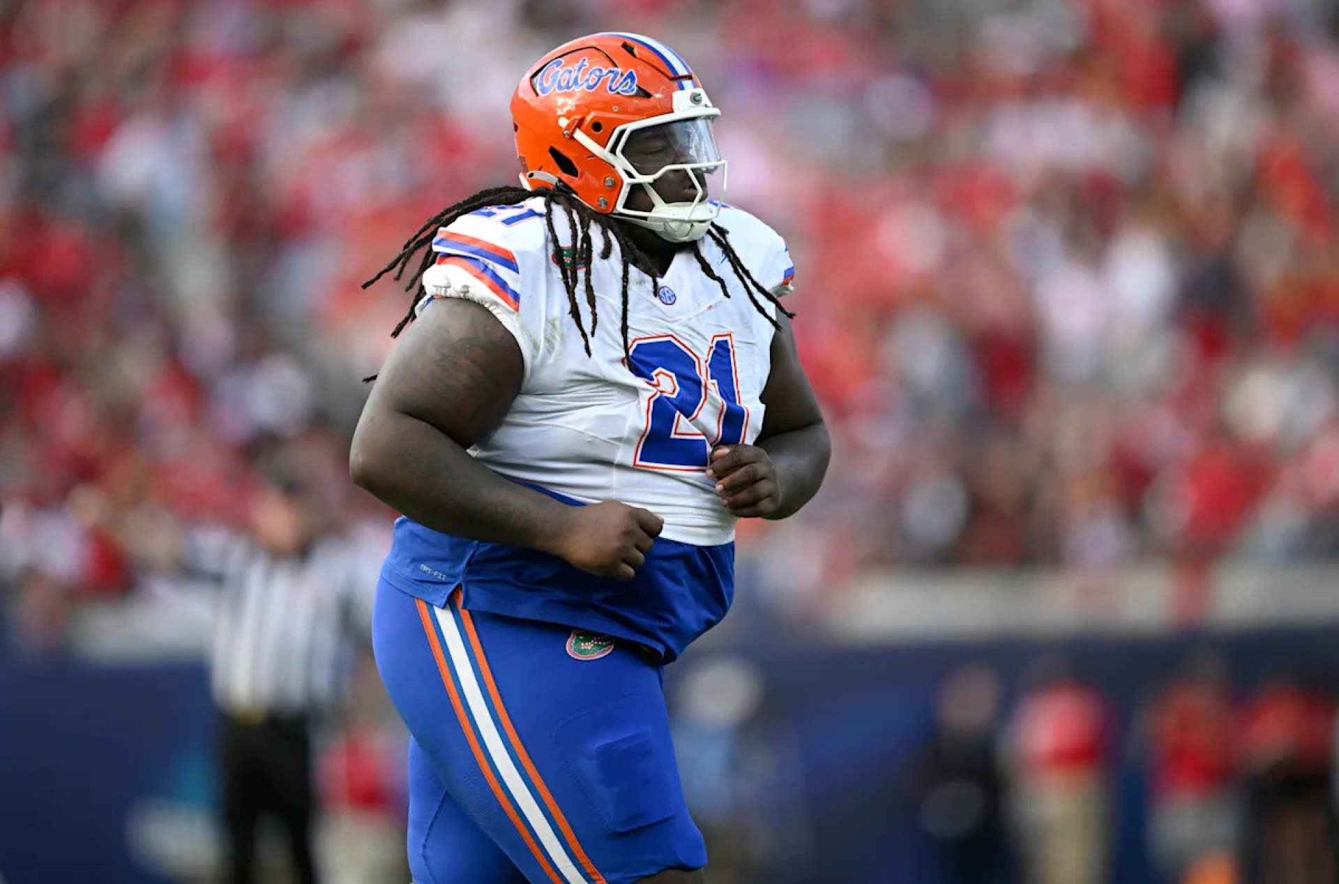 Meet Desmond Watson: The 464-Pound Florida Defensive Tackle Making Waves with the Buccaneers Meet Desmond Watson: The 464-Pound Florida Defensive Tackle Making Waves with the Buccaneers