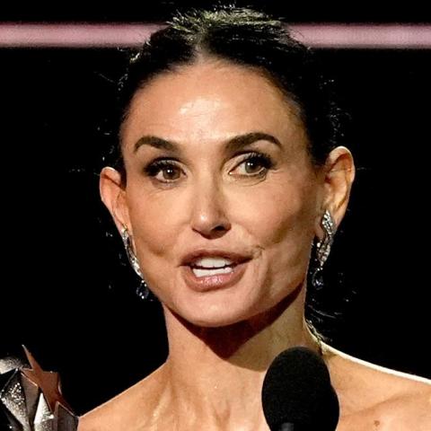 Star-Studded BAFTA Red Carpet: Demi Moore, Pamela Anderson, and Wicked Cast Dazzle in Style! Star-Studded BAFTA Red Carpet: Demi Moore, Pamela Anderson, and Wicked Cast Dazzle in Style!