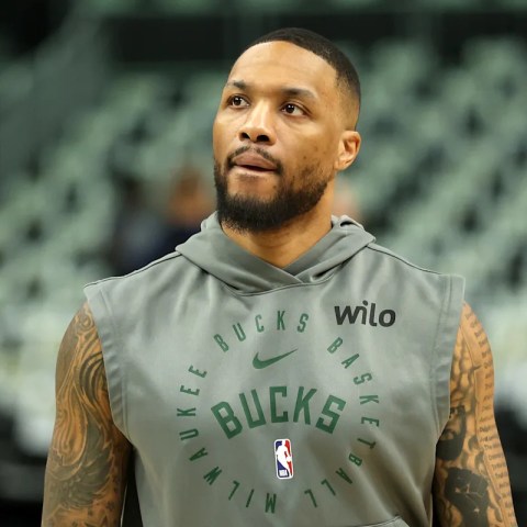 What’s Next for Damian Lillard After His Surprising Exit from Milwaukee? What’s Next for Damian Lillard After His Surprising Exit from Milwaukee?