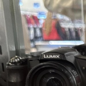 Shocking Thrift Store Find: Shopper Questions Outrageous Price Tag on Unbelievable Shelf Discovery! Shocking Thrift Store Find: Shopper Questions Outrageous Price Tag on Unbelievable Shelf Discovery!