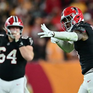 Falcons vs. Buccaneers: Tampa’s Playoff Hopes Diminish in Thrilling 29-28 Loss Fueled by Kirk Cousins and Kyle Pitts’ Stellar Performances Falcons vs. Buccaneers: Tampa’s Playoff Hopes Diminish in Thrilling 29-28 Loss Fueled by Kirk Cousins and Kyle Pitts’ Stellar Performances