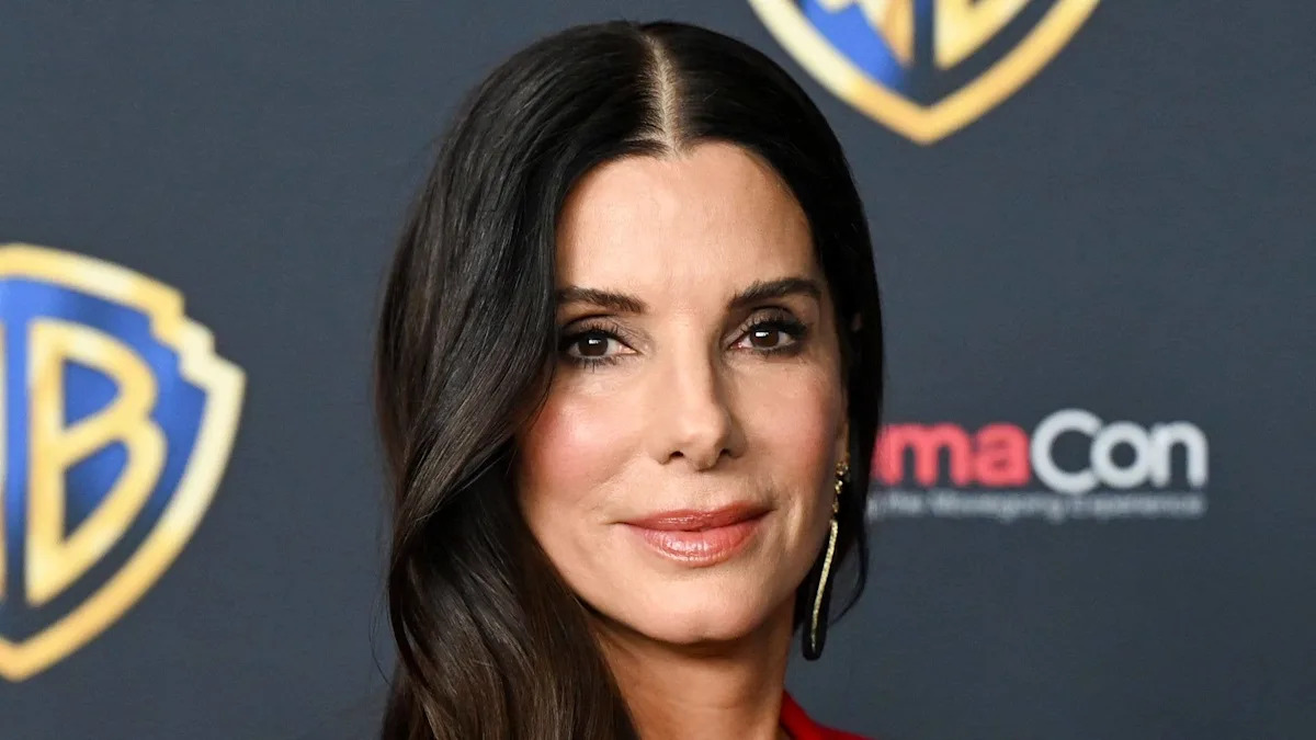 Heartwarming Rare Social Media Moment: Sandra Bullock’s Kids Laila and Louis Shine in Touching Tribute Heartwarming Rare Social Media Moment: Sandra Bullock’s Kids Laila and Louis Shine in Touching Tribute