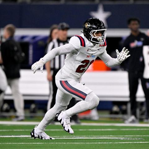 Shilo Sanders Shines as Honorable Mention Star at the Shrine Bowl: What This Means for His Future! Shilo Sanders Shines as Honorable Mention Star at the Shrine Bowl: What This Means for His Future!