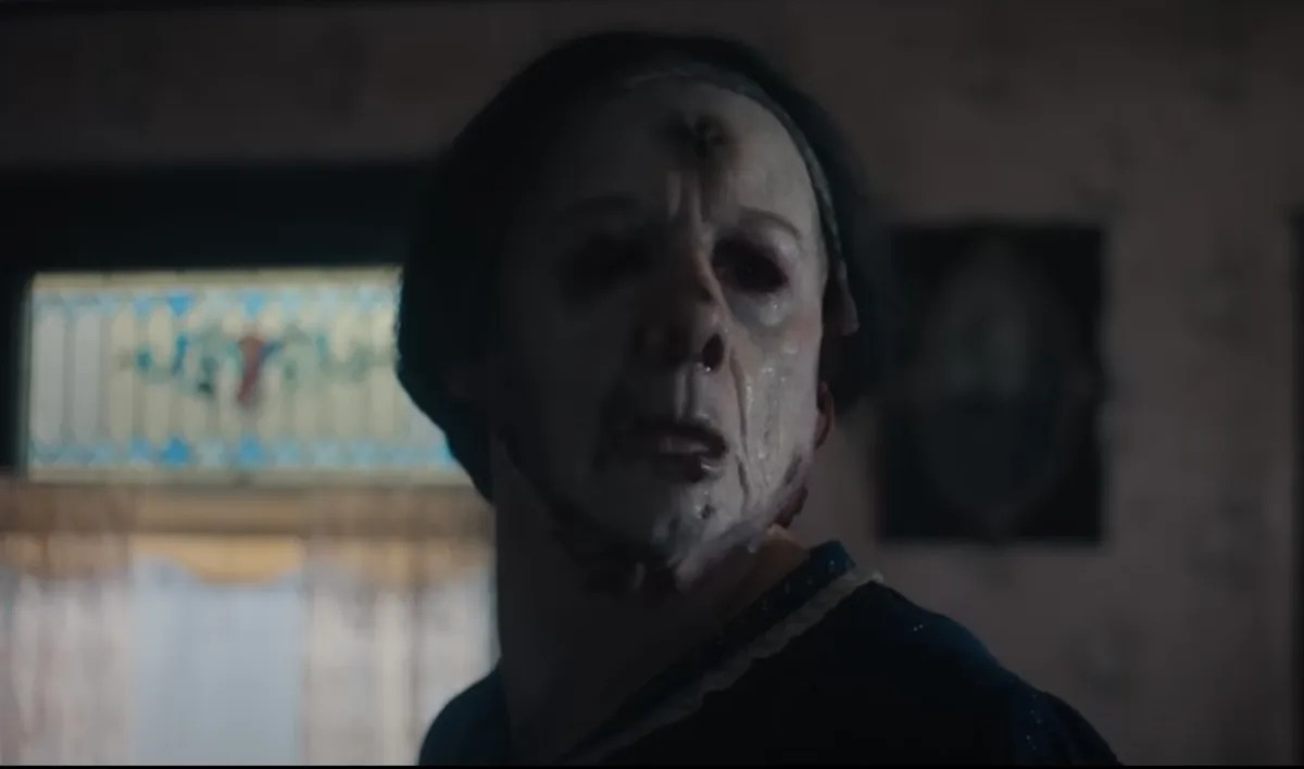 Unlock the Chilling World of ‘Monster: The Ed Gein Story’ – Netflix’s Gripping Serial Killer Series Starring Charlie Hunnam in a Stunning Human Skin Mask! Unlock the Chilling World of ‘Monster: The Ed Gein Story’ – Netflix’s Gripping Serial Killer Series Starring Charlie Hunnam in a Stunning Human Skin Mask!