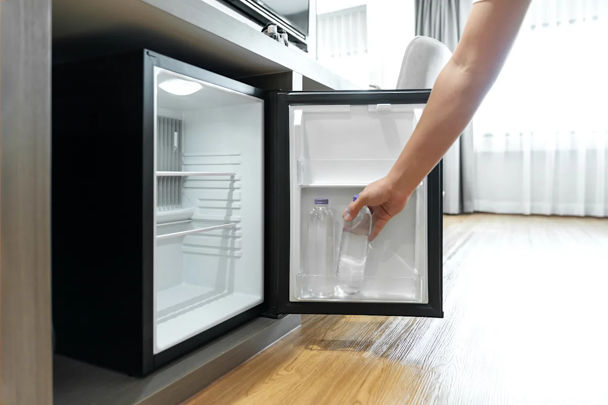 Why Your Hotel Mini-Fridge Might Not Be Safe for Leftovers: What You Need to Know Before Storing Food Why Your Hotel Mini-Fridge Might Not Be Safe for Leftovers: What You Need to Know Before Storing Food
