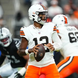 Shedeur Sanders Celebrates First NFL Touchdown, Powers Browns to Victory Against Raiders Shedeur Sanders Celebrates First NFL Touchdown, Powers Browns to Victory Against Raiders