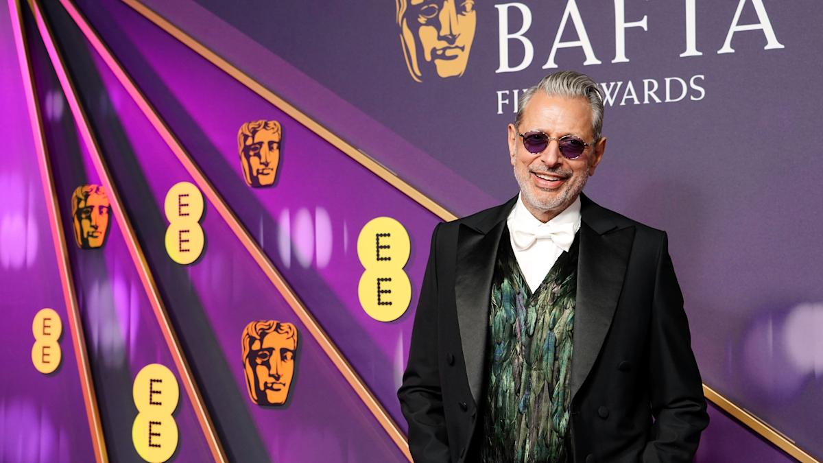 Star-Studded Arrival: Jeff Goldblum and David Tennant Shine at Early BAFTA Event! Star-Studded Arrival: Jeff Goldblum and David Tennant Shine at Early BAFTA Event!