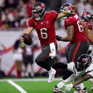 Thrilling Finish: Baker Mayfield Orchestrates Stunning 11-Play, 80-Yard TD Drive as Buccaneers Edge Texans 20-19! Thrilling Finish: Baker Mayfield Orchestrates Stunning 11-Play, 80-Yard TD Drive as Buccaneers Edge Texans 20-19!
