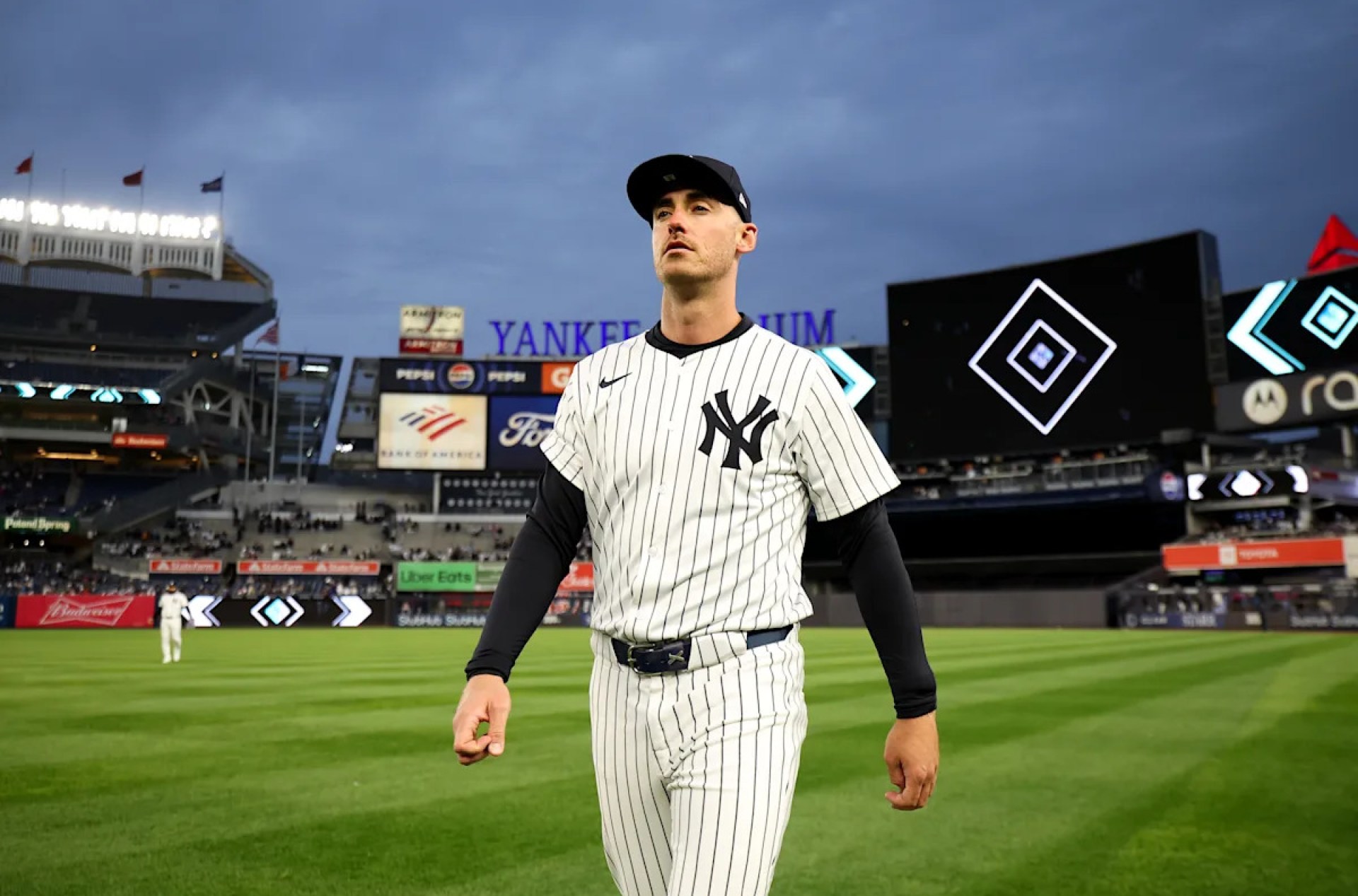 Cody Bellinger Turns Away from Chicken Wings for 5 Years Following Hotel Food Poisoning: His Shocking Decision Explained! Cody Bellinger Turns Away from Chicken Wings for 5 Years Following Hotel Food Poisoning: His Shocking Decision Explained!