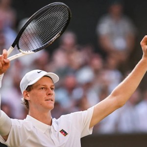 Wimbledon Men’s Semifinals Showdown: Jannik Sinner Triumphs Over Novak Djokovic, Carlos Alcaraz Defeats Taylor Fritz to Set Up Epic Final Wimbledon Men’s Semifinals Showdown: Jannik Sinner Triumphs Over Novak Djokovic, Carlos Alcaraz Defeats Taylor Fritz to Set Up Epic Final