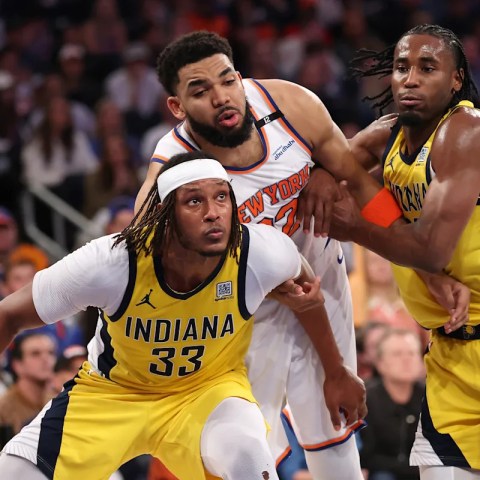 Game 2 Showdown: Can the Knicks Overcome Their Starters’ Struggles Against the Pacers? Game 2 Showdown: Can the Knicks Overcome Their Starters’ Struggles Against the Pacers?