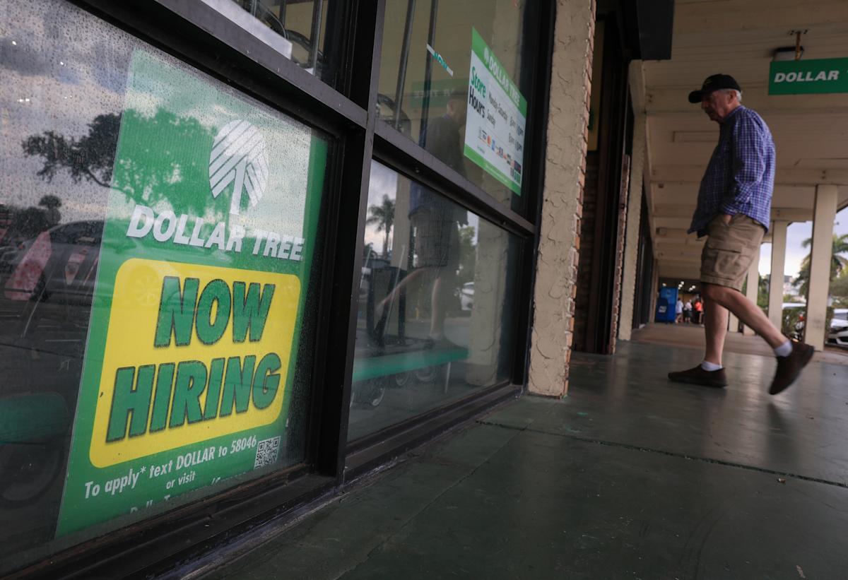 Why Workers are Staying Put and What It Means for the Labor Market: Understanding the Impact on Employment Trends Why Workers are Staying Put and What It Means for the Labor Market: Understanding the Impact on Employment Trends