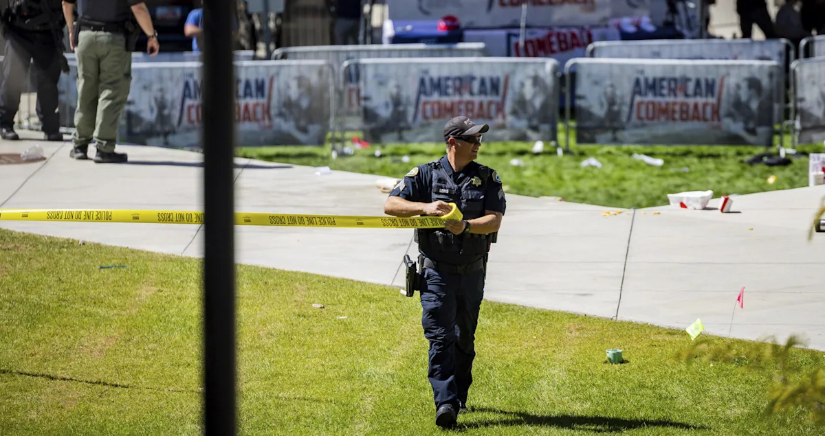 DC Comics Shuts Down Popular Series: Panthers Staff and Educators Under Fire Over Controversial Social Media Posts on Charlie Kirk’s Death DC Comics Shuts Down Popular Series: Panthers Staff and Educators Under Fire Over Controversial Social Media Posts on Charlie Kirk’s Death