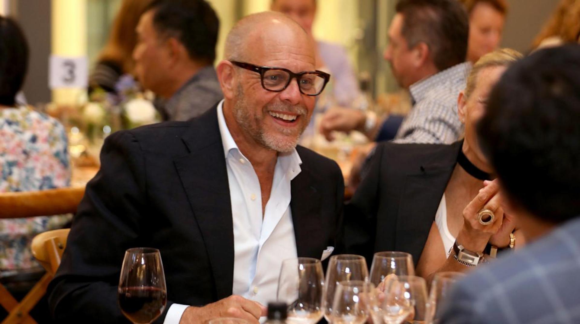 Alton Brown’s Ultimate Beef with Today’s Comfort Food Trend: Discover What He Can’t Stand! Alton Brown’s Ultimate Beef with Today’s Comfort Food Trend: Discover What He Can’t Stand!