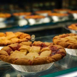 Discover the Top Spots for Thanksgiving Pies in Palm Springs: Your Ultimate Guide Discover the Top Spots for Thanksgiving Pies in Palm Springs: Your Ultimate Guide