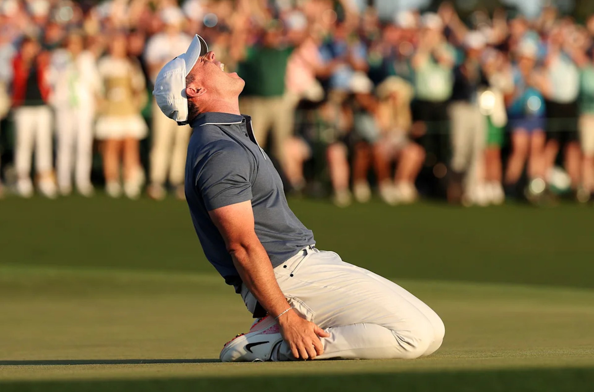 Rory McIlroy Secures the Green Jacket: Celebrating His Triumph at the 2025 Masters and Career Grand Slam! Rory McIlroy Secures the Green Jacket: Celebrating His Triumph at the 2025 Masters and Career Grand Slam!