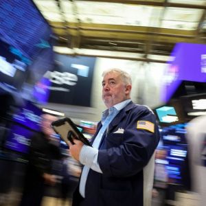 Wall Street Gains Momentum: Tech Stocks Surge Amid Key Middle East Developments Wall Street Gains Momentum: Tech Stocks Surge Amid Key Middle East Developments