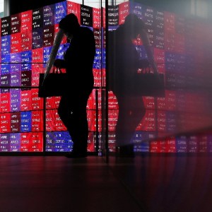 Global Stocks Decline as Oil Prices Surge: What Investors Need to Know Global Stocks Decline as Oil Prices Surge: What Investors Need to Know